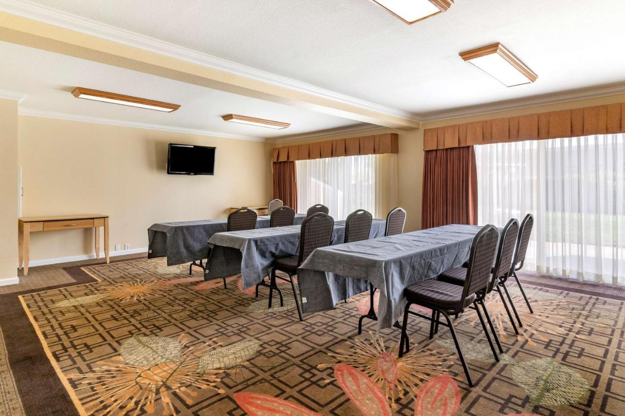 Best Western Plus Garden Court Inn Фримонт Екстериор снимка
