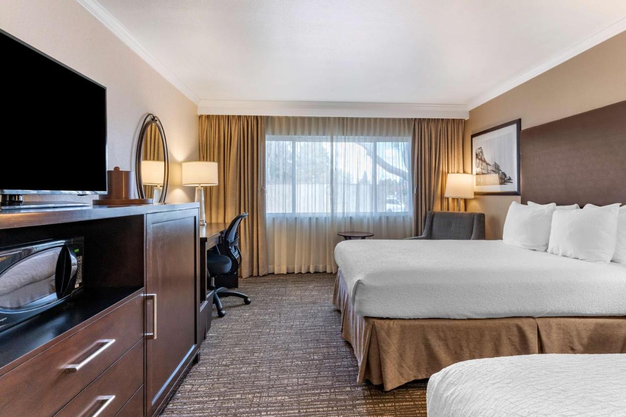 Best Western Plus Garden Court Inn Фримонт Екстериор снимка
